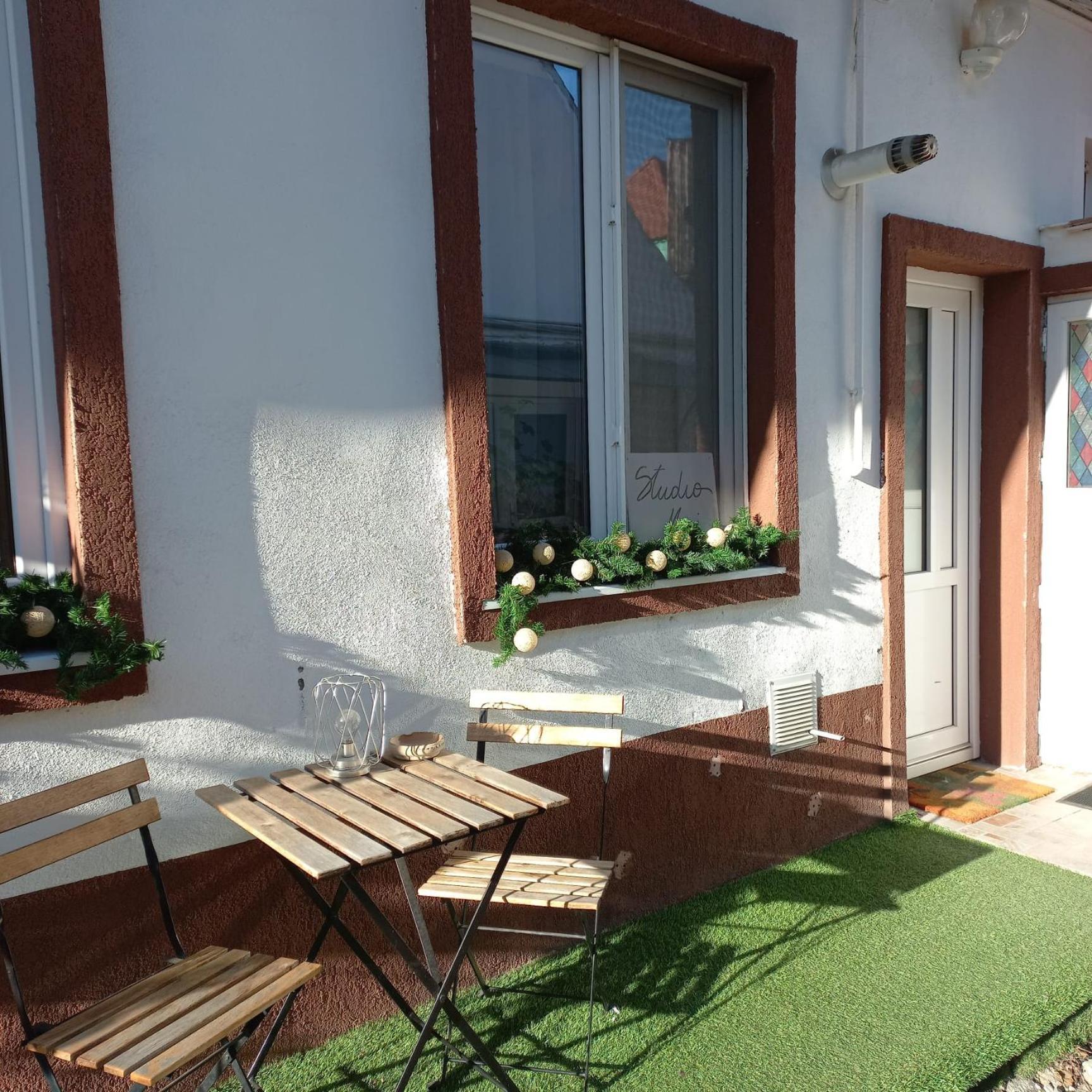Flh - Studio Mai Cu Aroma De Cafea Si Ceai Sibiu Exteriör bild